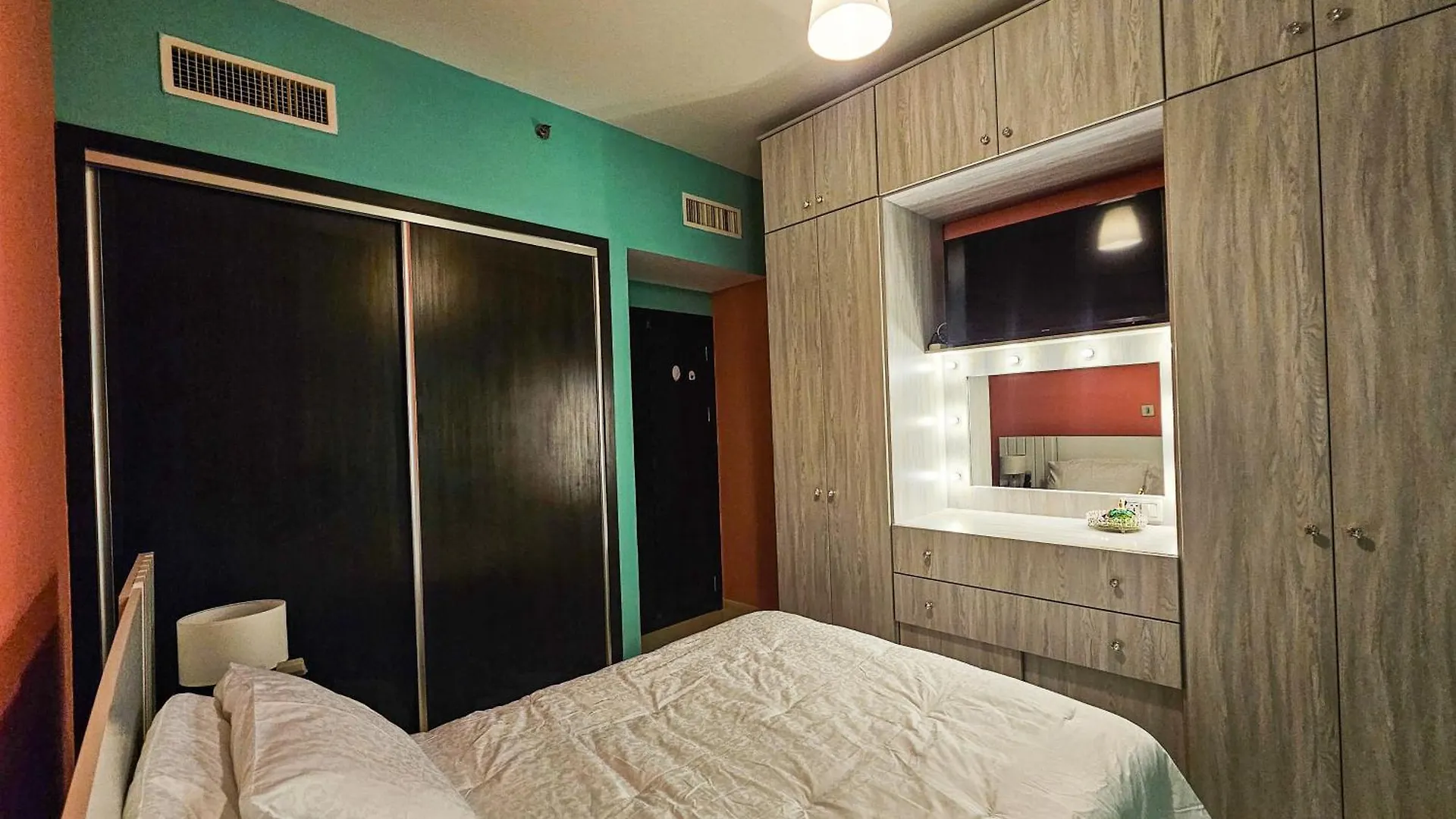 Apartamento Waterfront Tropical Themed 2 Br Abu Dabi